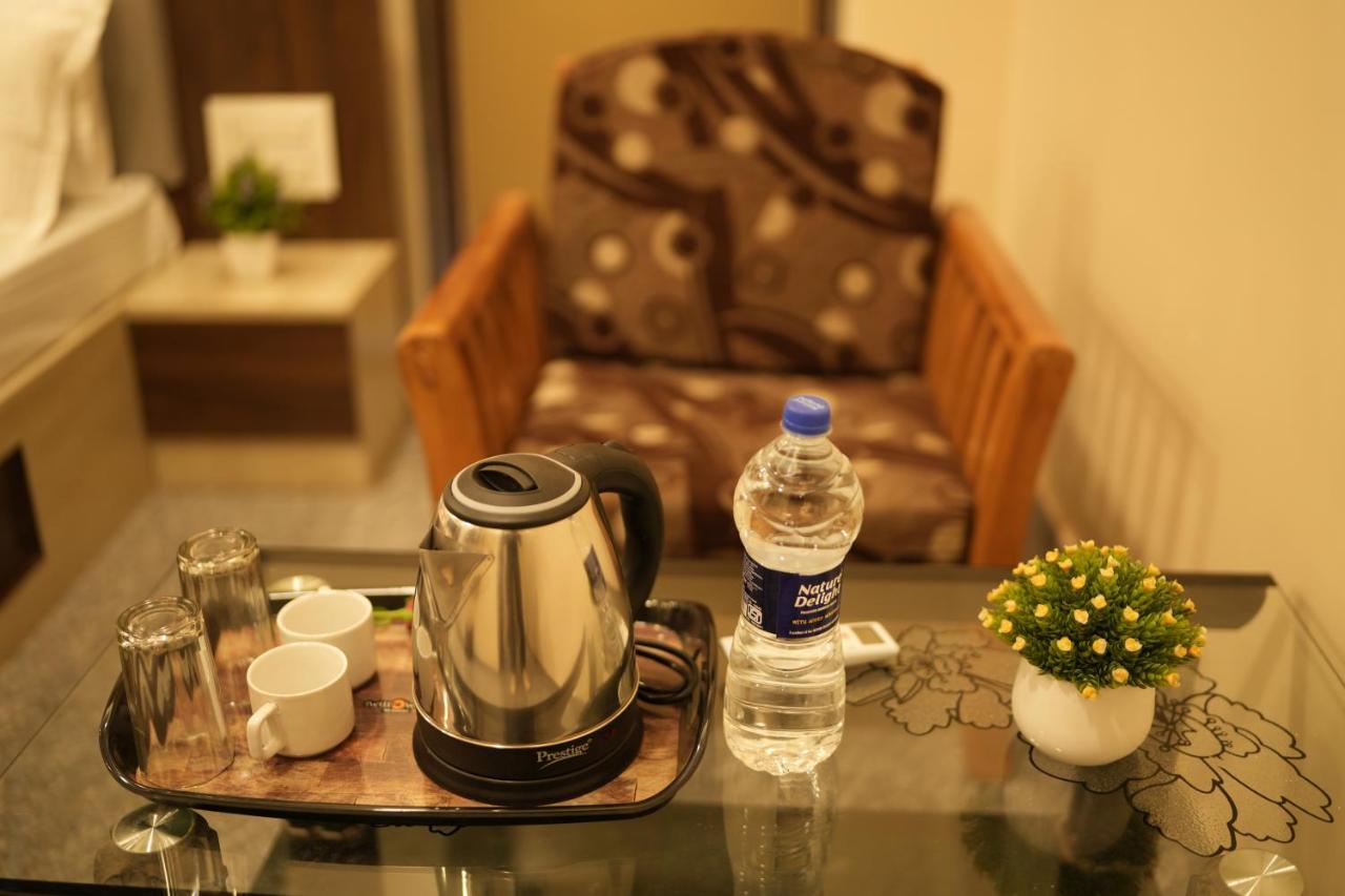 Hotel Sitara Inn Ratnāgiri エクステリア 写真